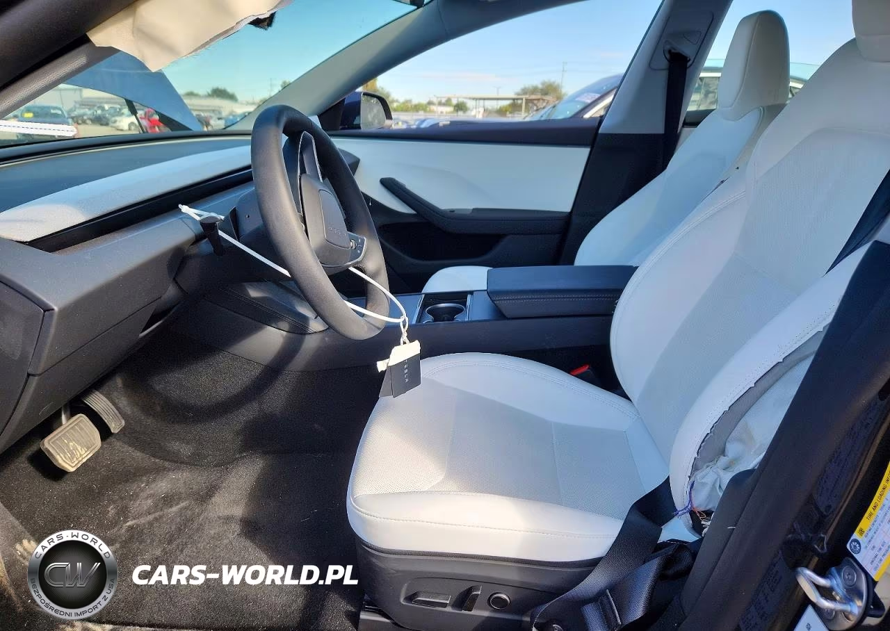 2026 Tesla Model 3 VIN:5YJ3E1EA5TF135518 - 7