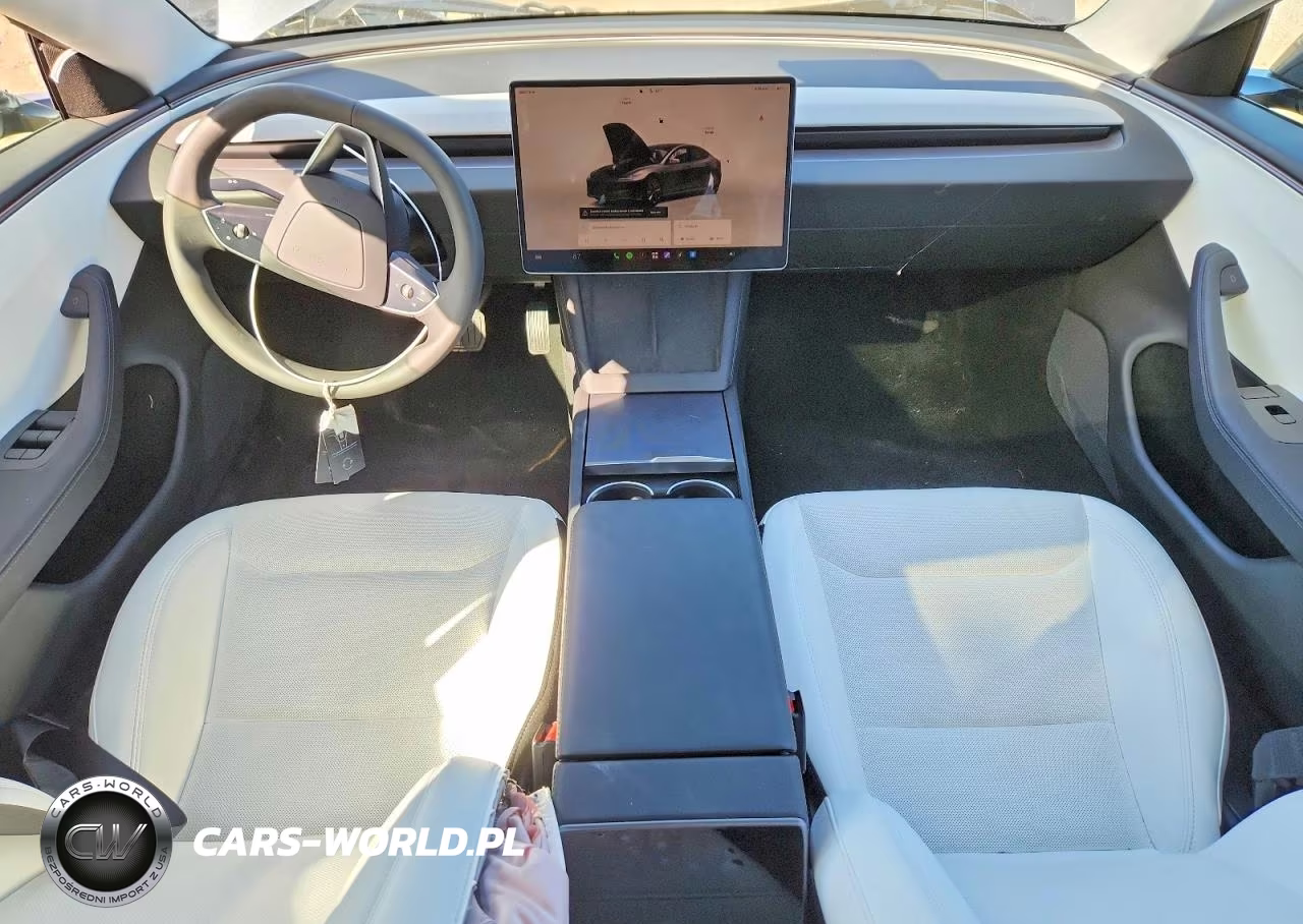 2026 Tesla Model 3 VIN:5YJ3E1EA5TF135518 - 8