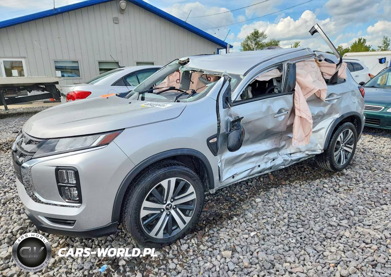 2021 Mitsubishi Outlander Sport Es – zdjęcie 1 z 13