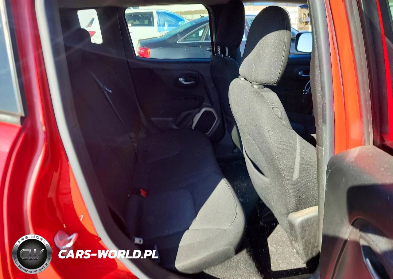 2015 Jeep Renegade Latitude VIN:ZACCJBBT1FPC22403 - 11