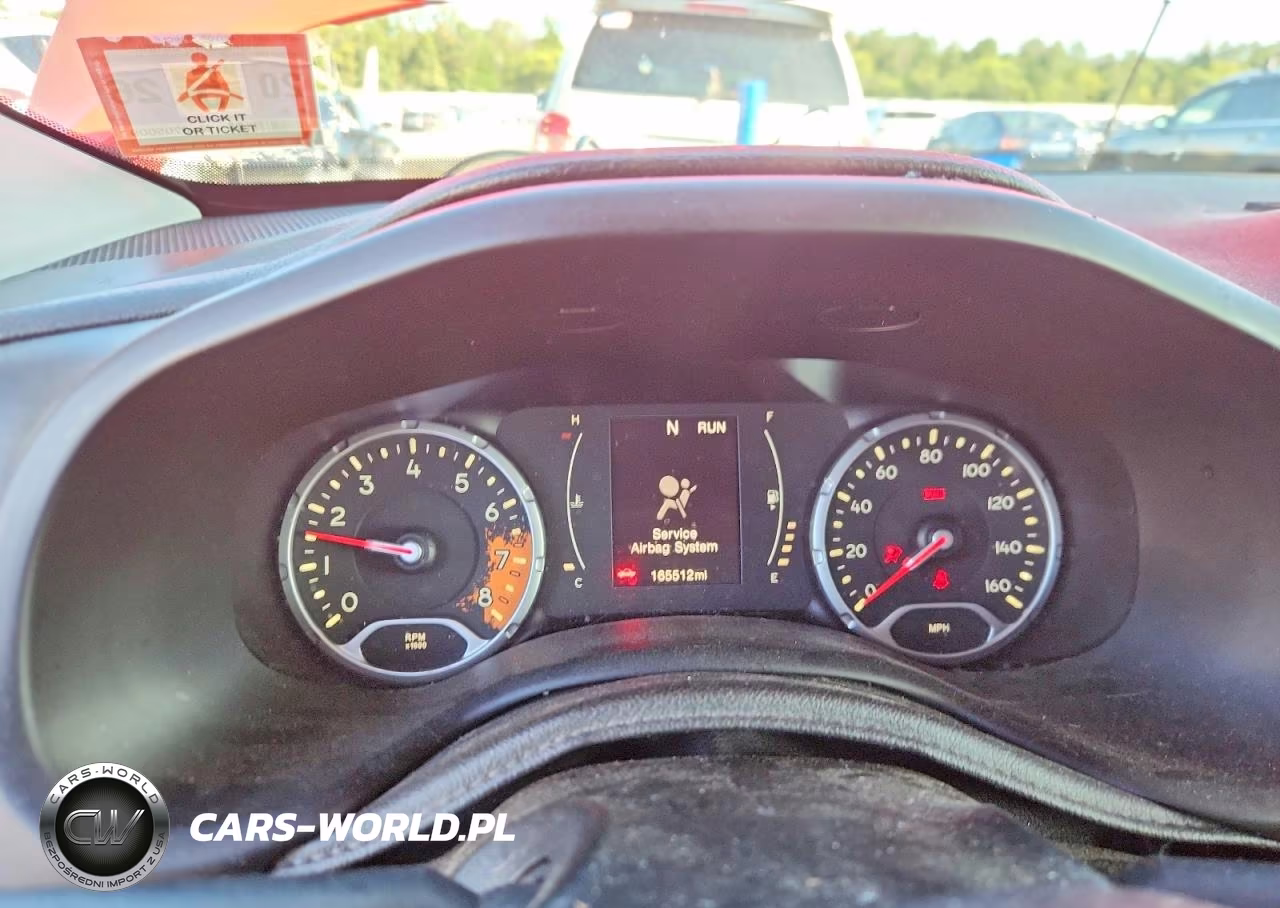 2015 Jeep Renegade Latitude VIN:ZACCJBBT1FPC22403 - 9