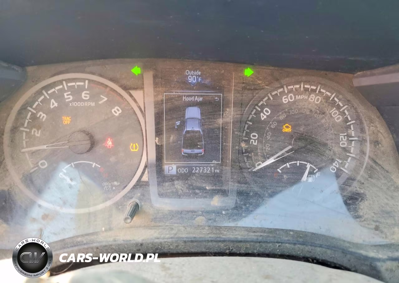 2017 Toyota Tacoma Trd Off-Road VIN:5TFCZ5AN0HX077951 - 9
