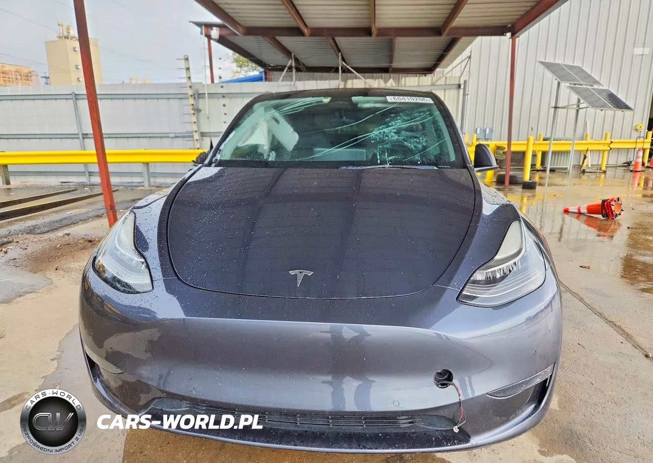 2022 Tesla Model Y VIN:7SAYGDEE5NA008176 - 5