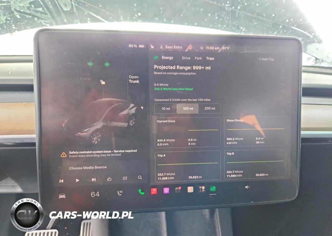 2022 Tesla Model Y VIN:7SAYGDEE5NA008176 - 9