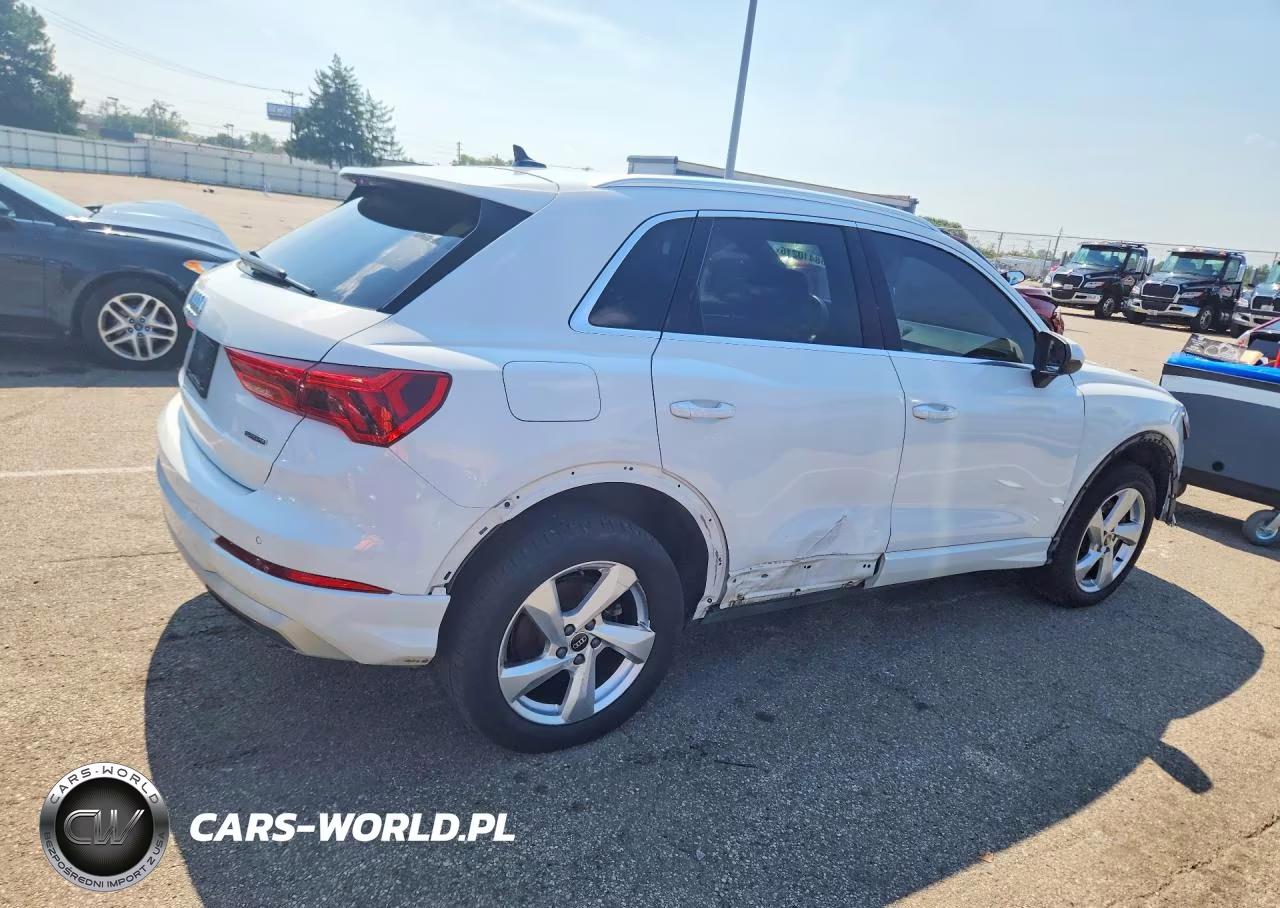 2022 Audi Q3 Premium 40 VIN:WA1AUCF33N1148196 - 3