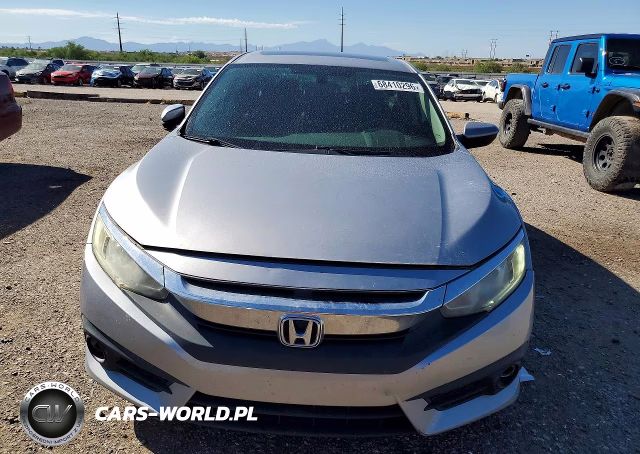 2017 Honda Civic Ex VIN:19XFC1F3XHE031140 - 5