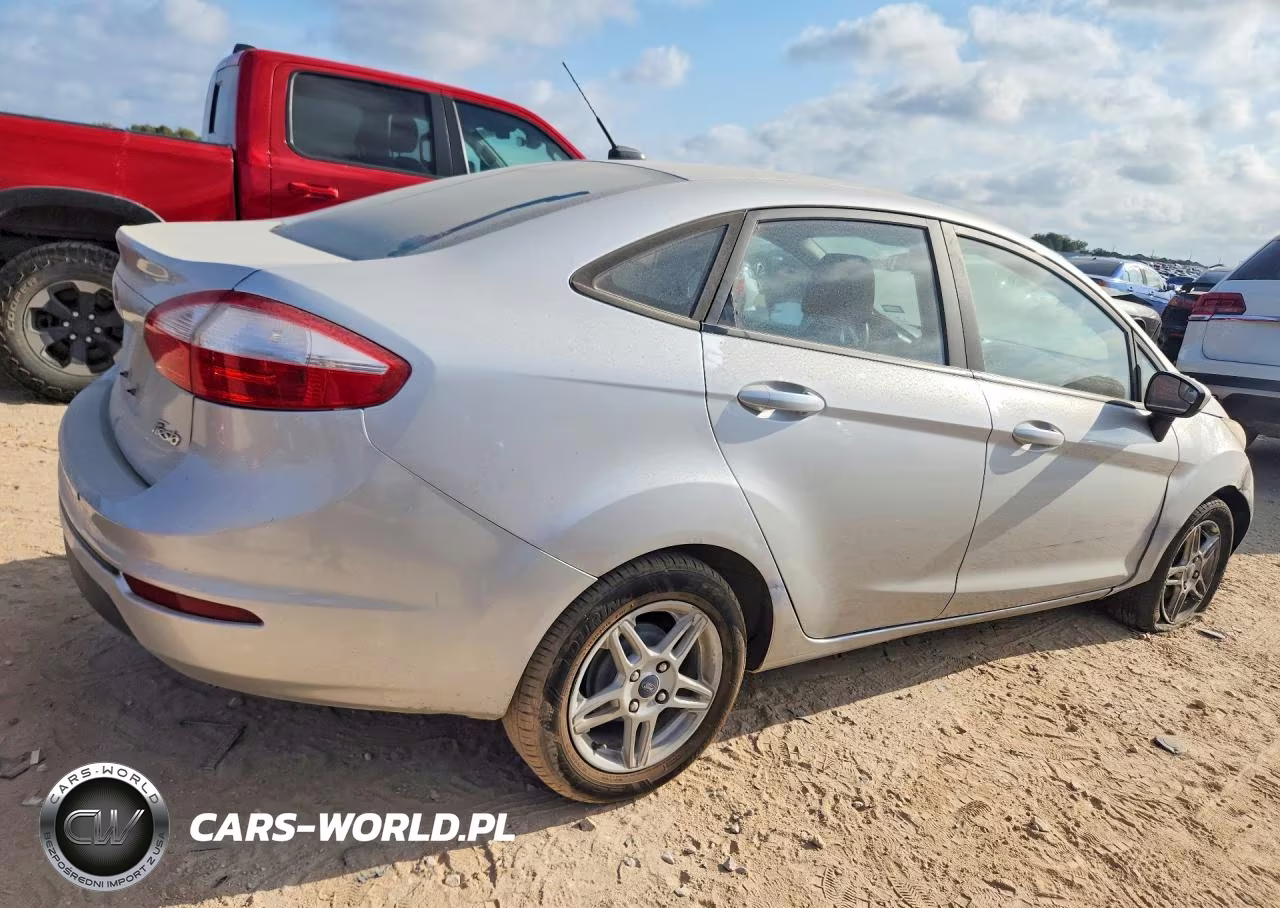 2018 Ford Fiesta Se VIN:3FADP4BJ4JM112542 - 3