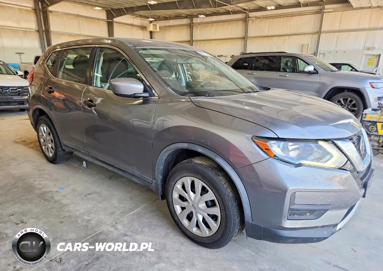 2018 Nissan Rogue S VIN:KNMAT2MV7JP535946 - 4