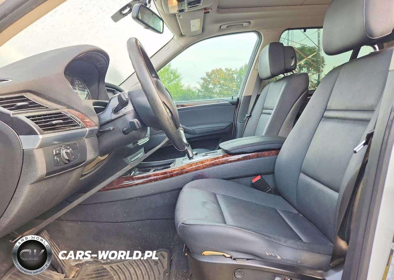 2012 BMW X5 xDrive35I VIN:5UXZV4C55CL745402 - 7