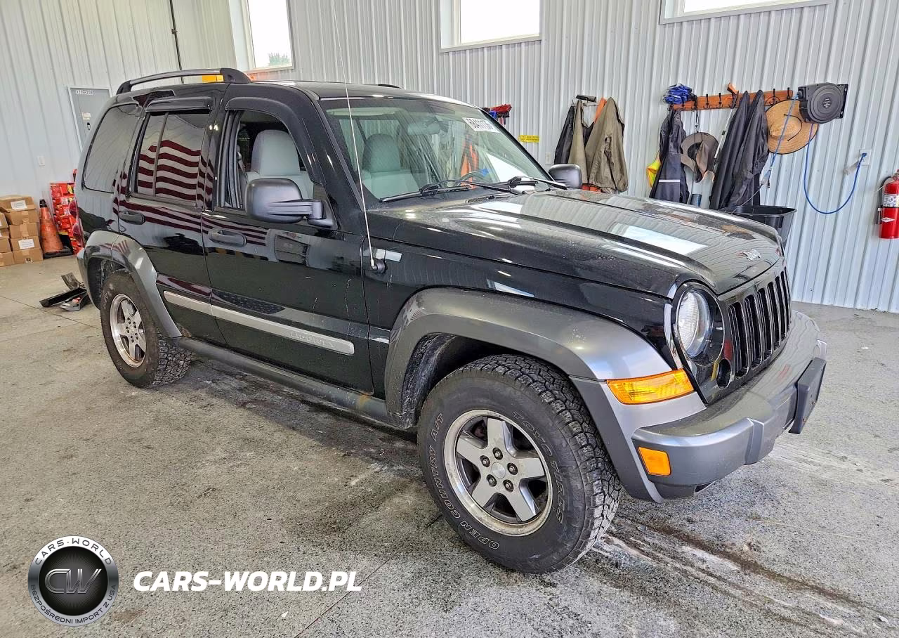 2006 Jeep Liberty Sport VIN:1J4GL48K46W146887 - 4