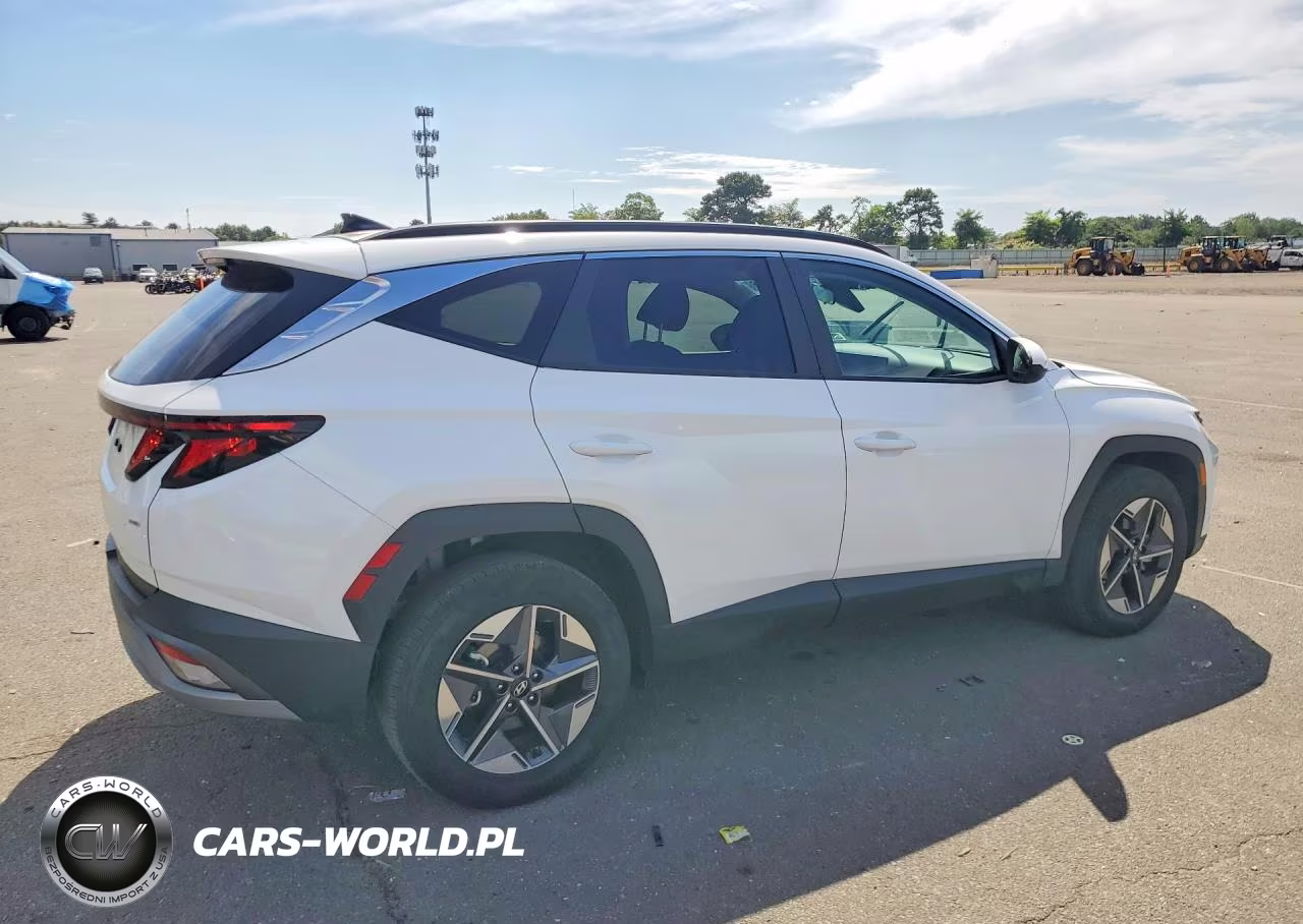 2025 Hyundai Tucson Sel VIN:5NMJBCDE1SH587561 - 3
