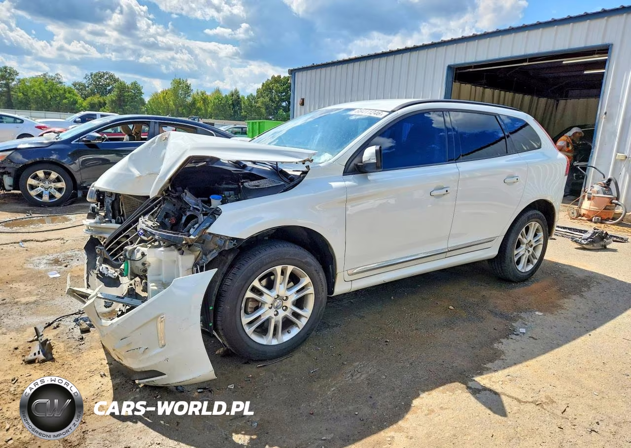 2015 Volvo Xc60 T5 VIN:YV440MDJ2F2681736 - 1