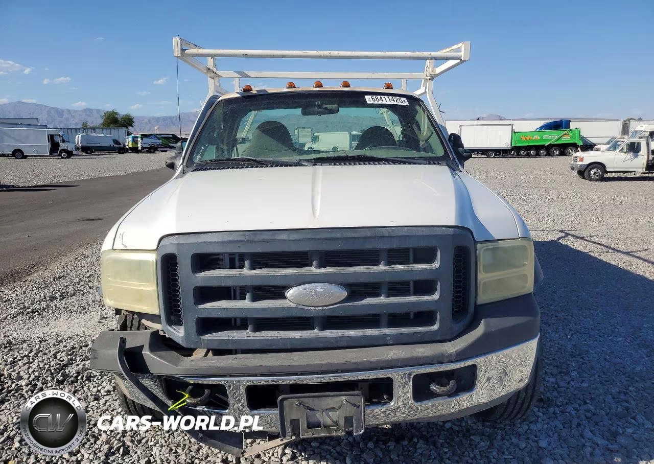 2006 Ford F550 Super VIN:1FDAF56PX6ED92383 - 5