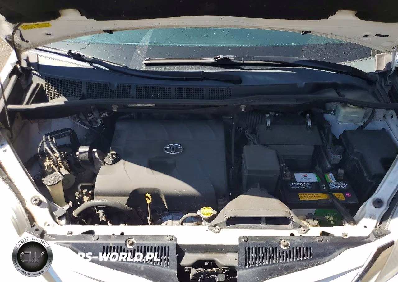 2015 Toyota Sienna VIN:5TDKK3DC3FS585574 - 12