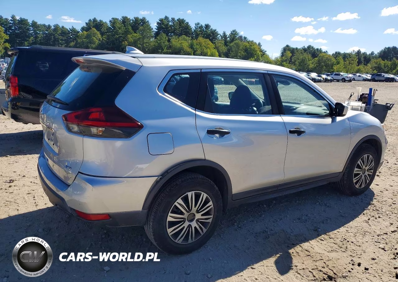 2019 Nissan Rogue S VIN:KNMAT2MVXKP544951 - 3