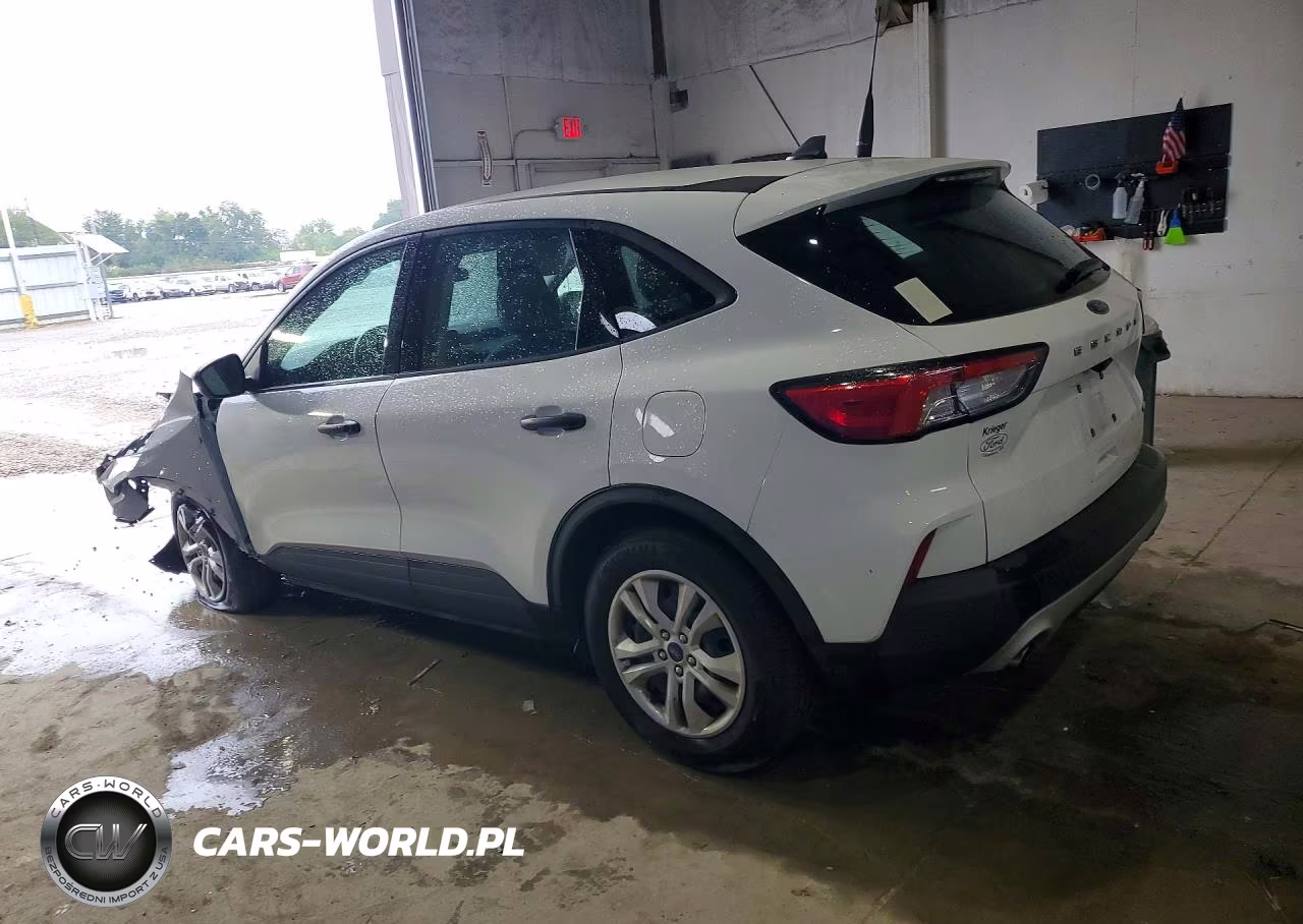 2021 Ford Escape S VIN:1FMCU9F65MUB10666 - 2