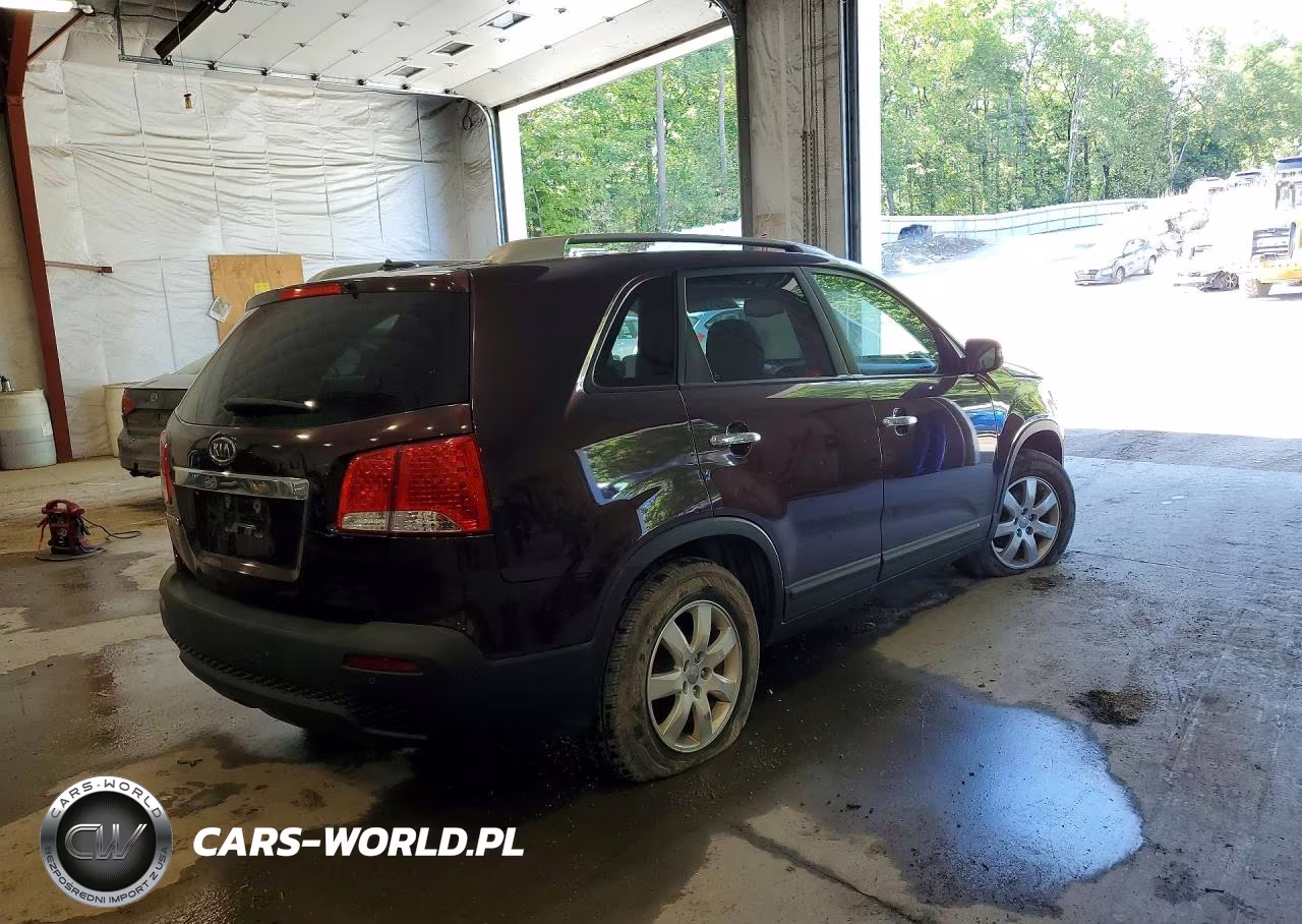 2012 Kia Sorento Lx VIN:5XYKT3A65CG269078 - 3