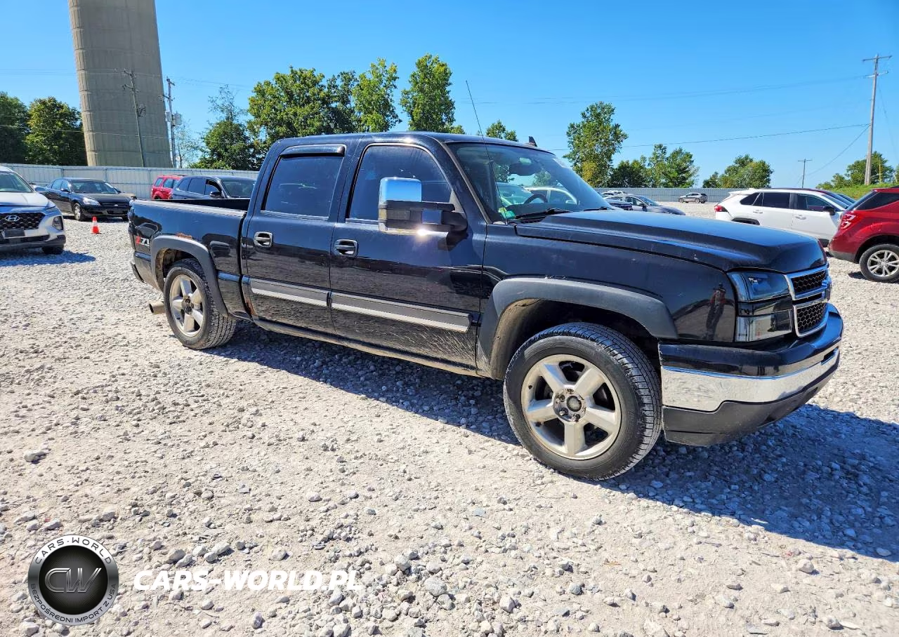2007 Chevrolet Silverado K1500 Classic Crew Cab VIN:2GCEK13Z971115257 - 4