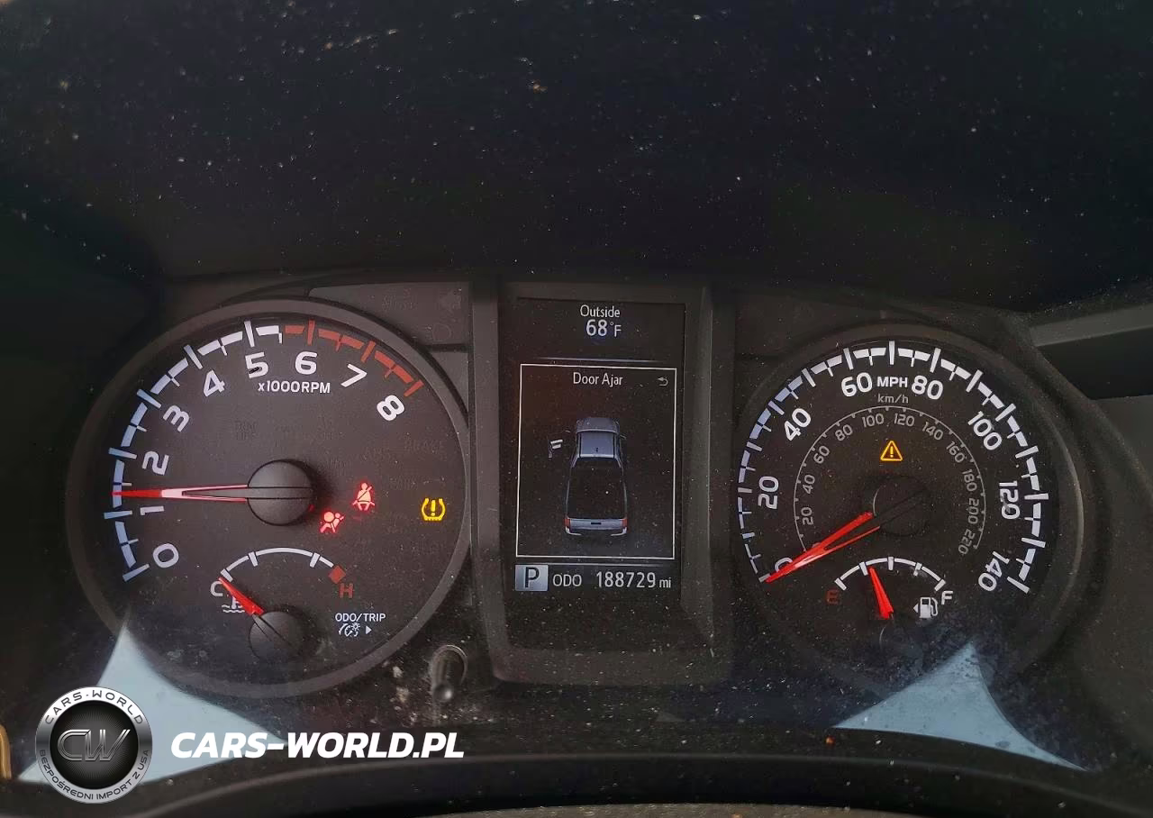 2018 Toyota Tacoma Sr VIN:5TFRX5GN4JX123018 - 9