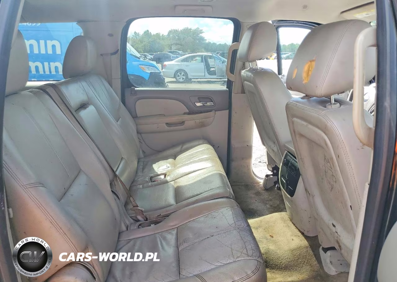 2013 Chevrolet Suburban C1500 Lt VIN:1GNSCJE02DR373113 - 11