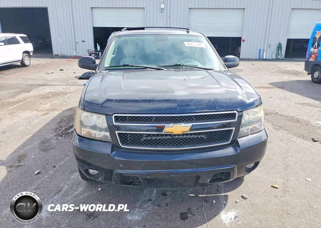 2013 Chevrolet Suburban C1500 Lt VIN:1GNSCJE02DR373113 - 5