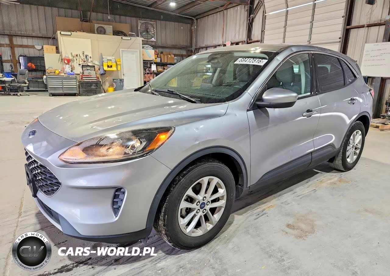 2021 Ford Escape Se VIN:1FMCU0G60MUB18653 - 1