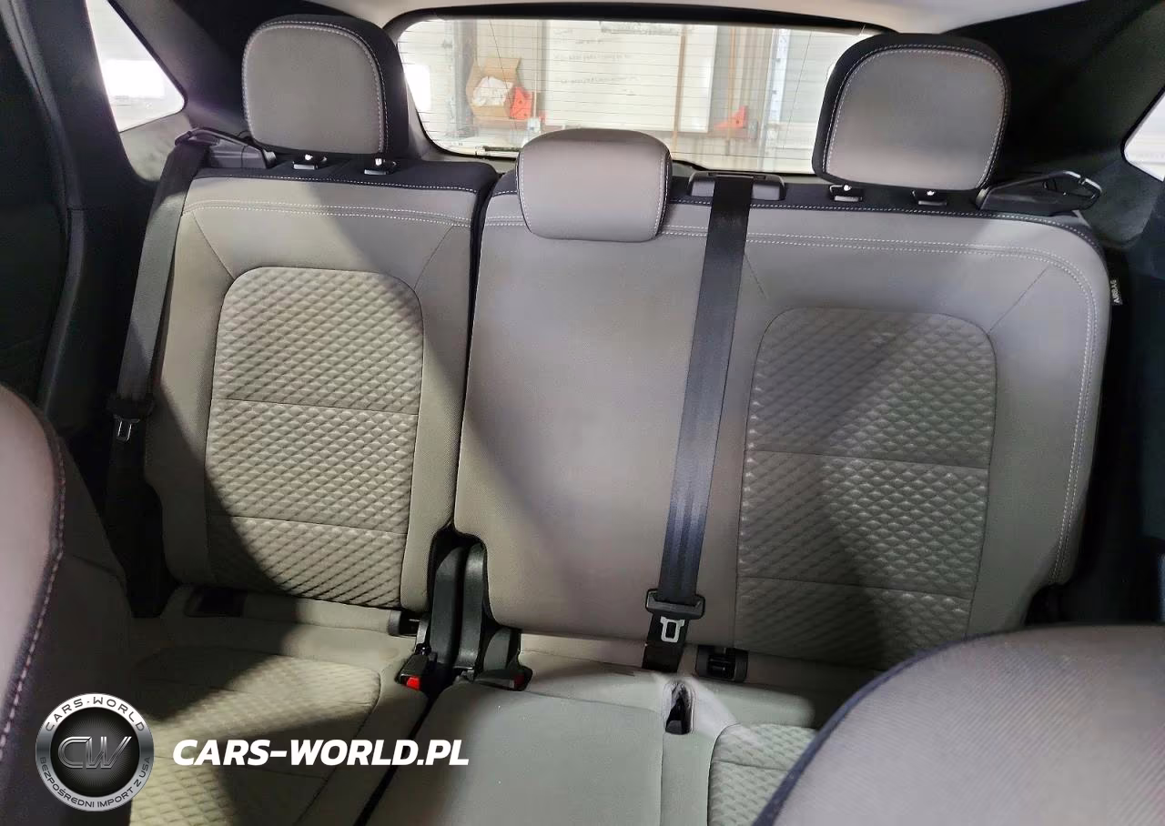 2021 Ford Escape Se VIN:1FMCU0G60MUB18653 - 10