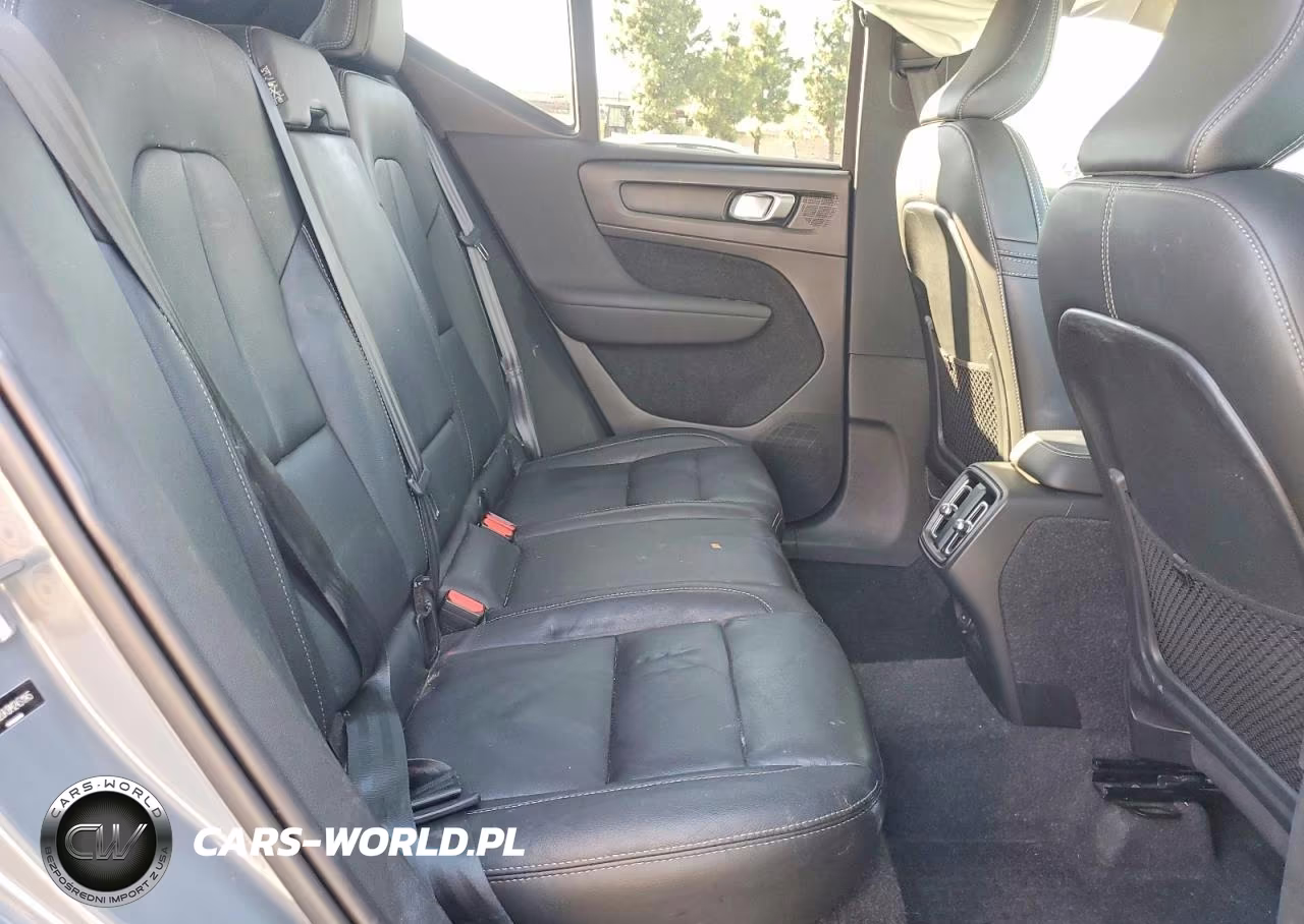 2021 Volvo Xc40 T5 Momentum VIN:YV4162UK8M2451145 - 11