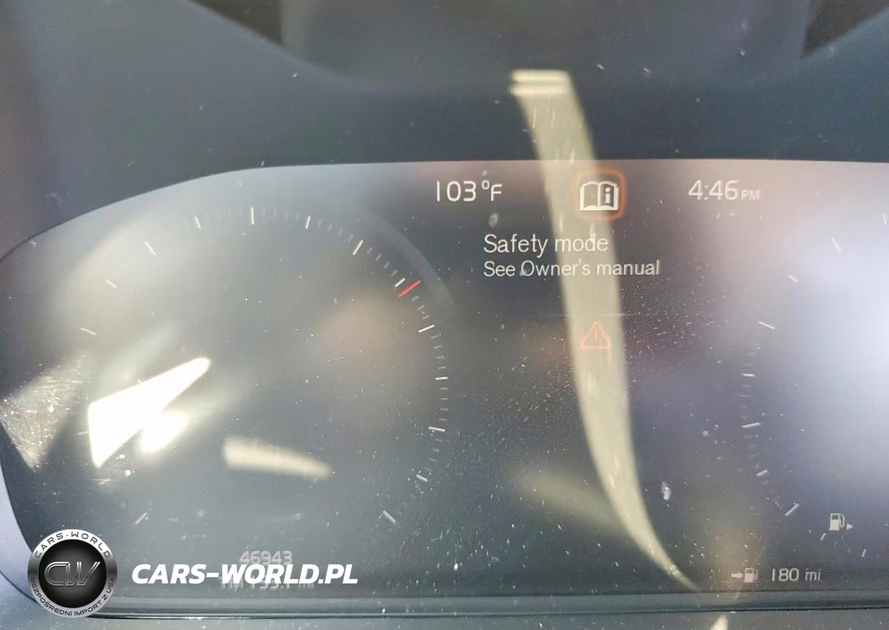 2021 Volvo Xc40 T5 Momentum VIN:YV4162UK8M2451145 - 9