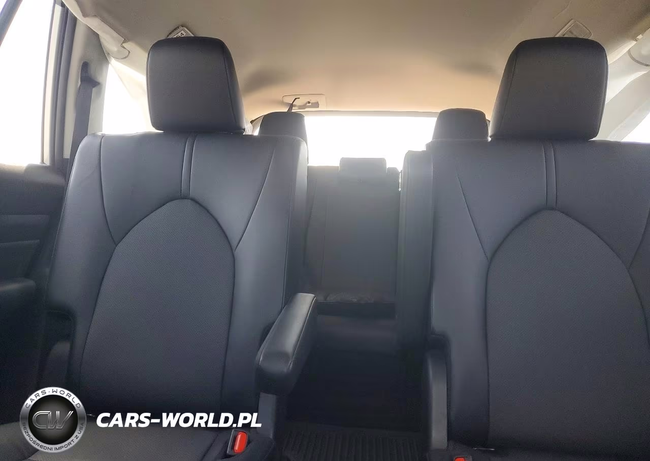 2026 Toyota Grand Highlander Hybrid Xle VIN:5TDACAB5XTS104264 - 10