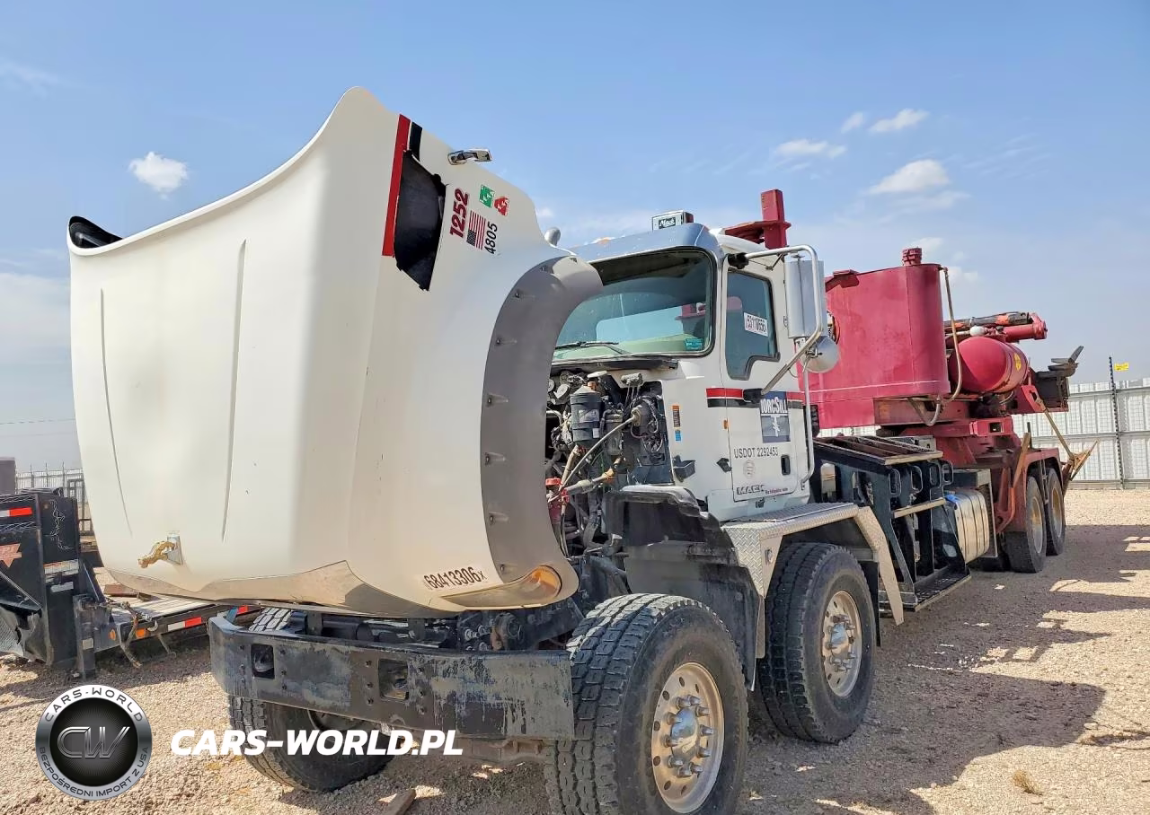 2013 Mack 700 Gu700 - Truck Cab And Chassis