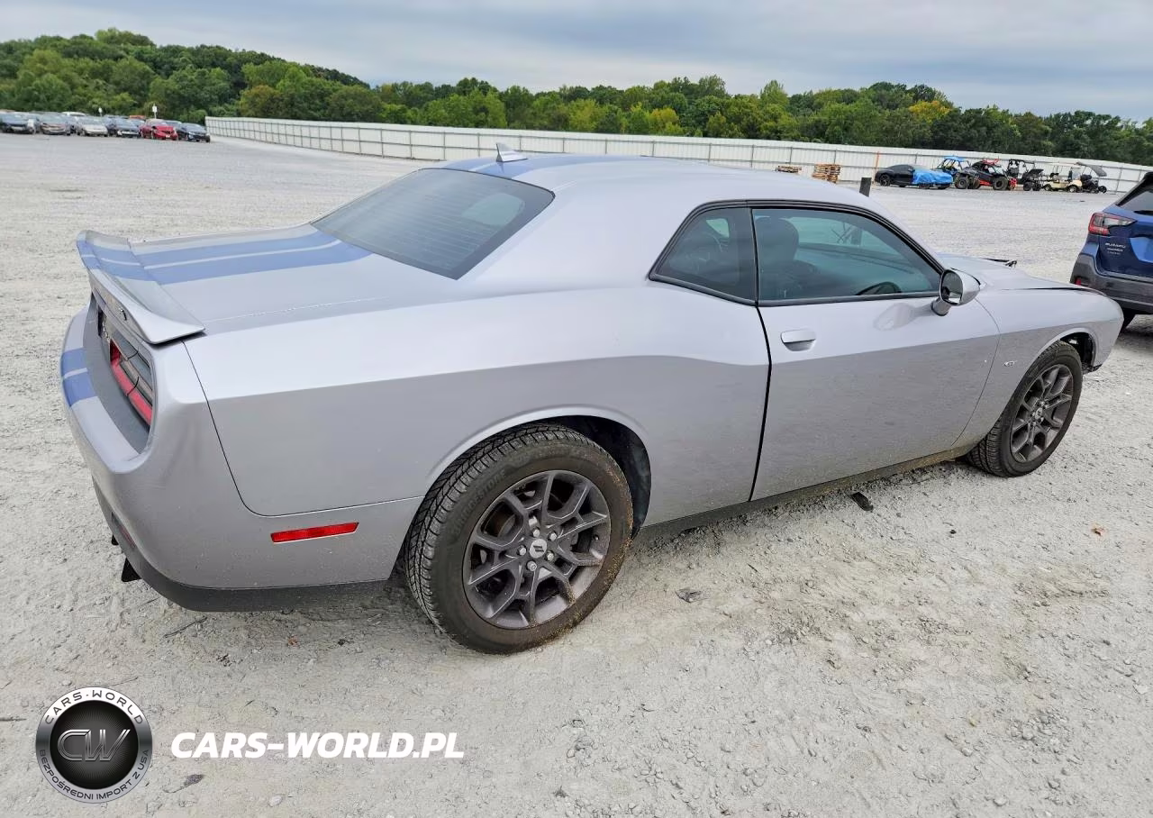 2018 Dodge Challenger Gt VIN:2C3CDZGG6JH205557 - 3