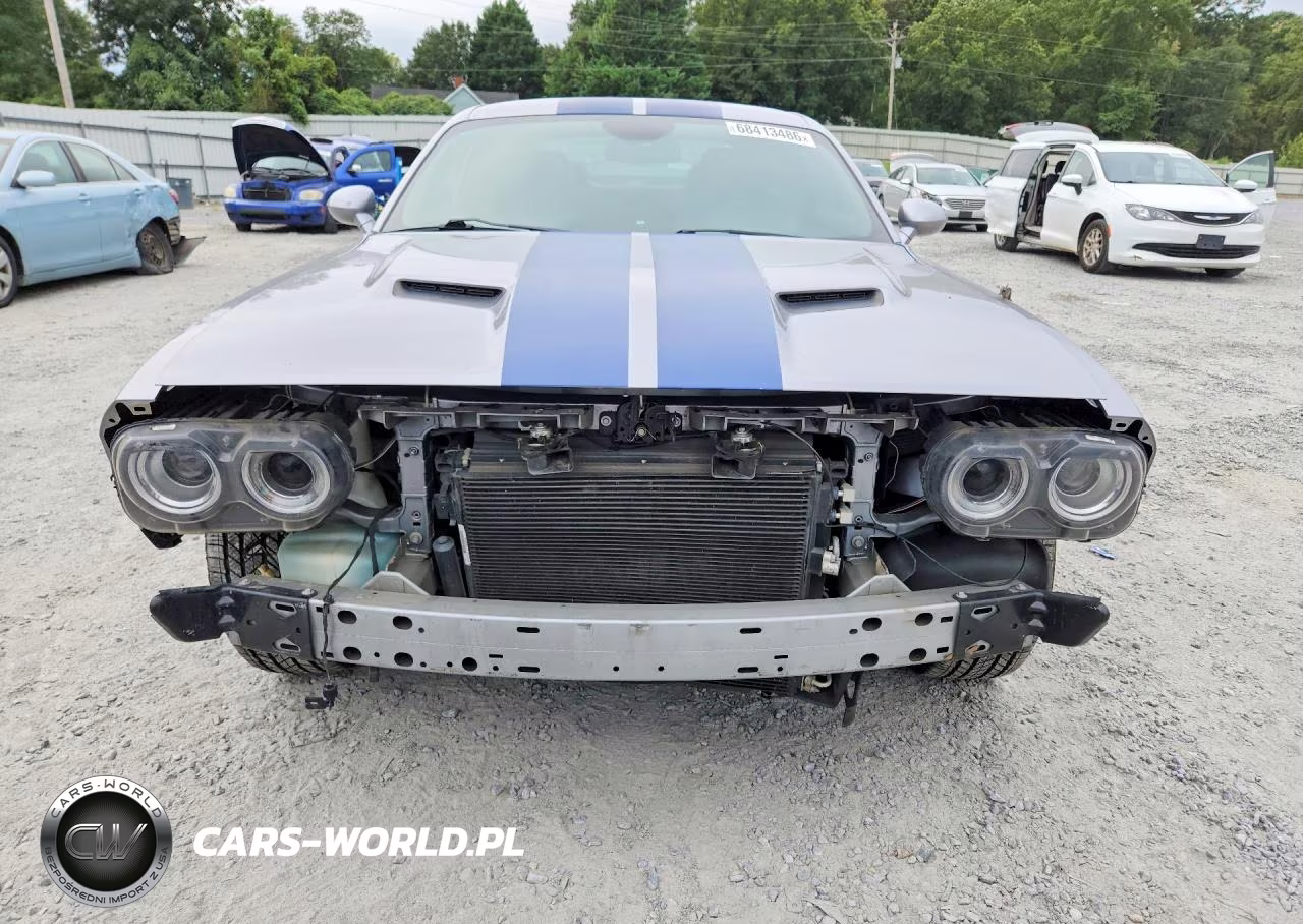 2018 Dodge Challenger Gt VIN:2C3CDZGG6JH205557 - 5