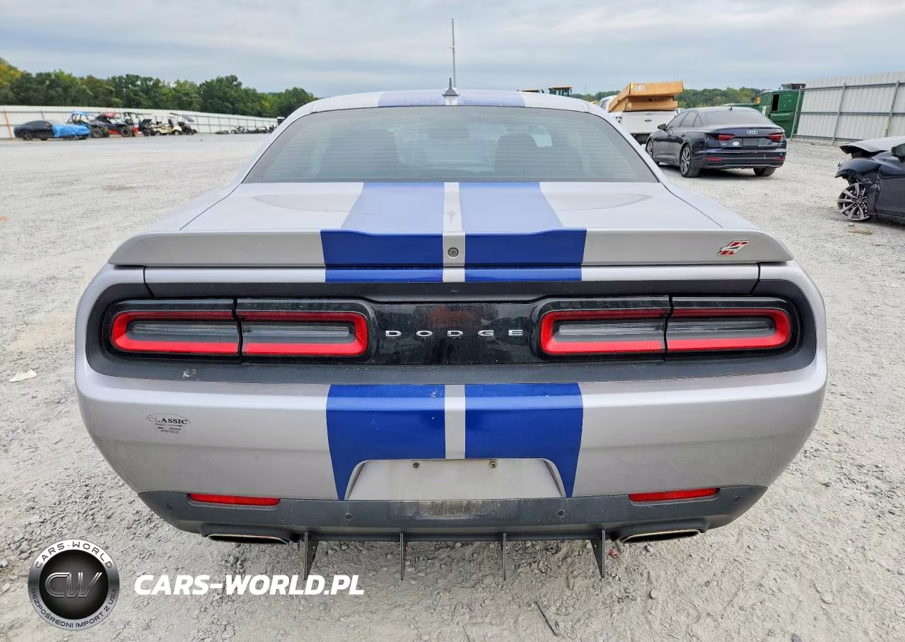2018 Dodge Challenger Gt VIN:2C3CDZGG6JH205557 - 6