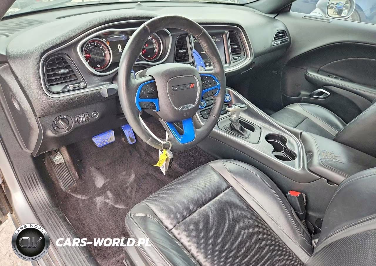 2018 Dodge Challenger Gt VIN:2C3CDZGG6JH205557 - 8