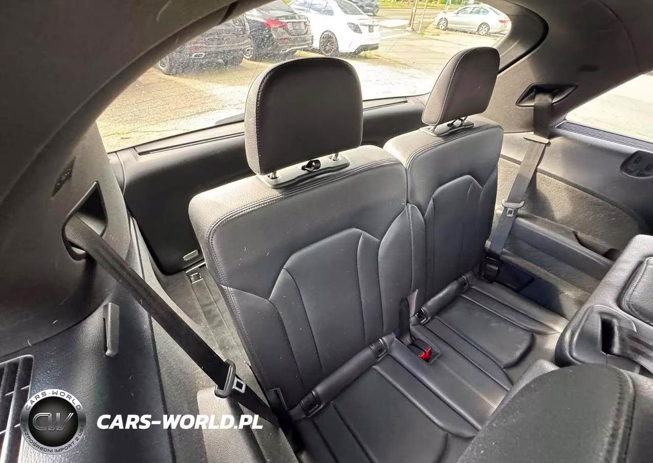 2018 Audi Q7 Prestige VIN:WA1VAAF71JD019111 - 11