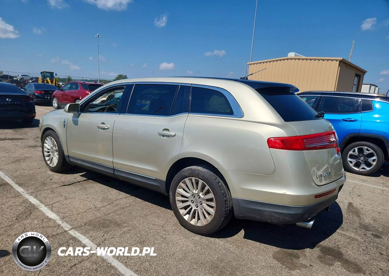 2010 Lincoln Mkt VIN:2LMHJ5FR3ABJ17283 - 2