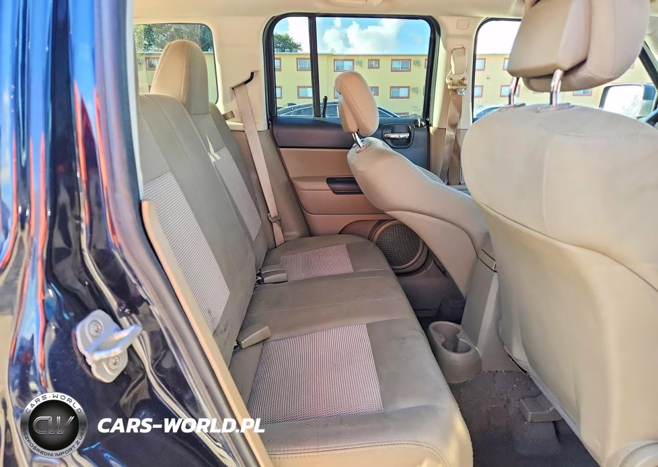 2011 Jeep Patriot Sport VIN:1J4NT1GB7BD124492 - 10