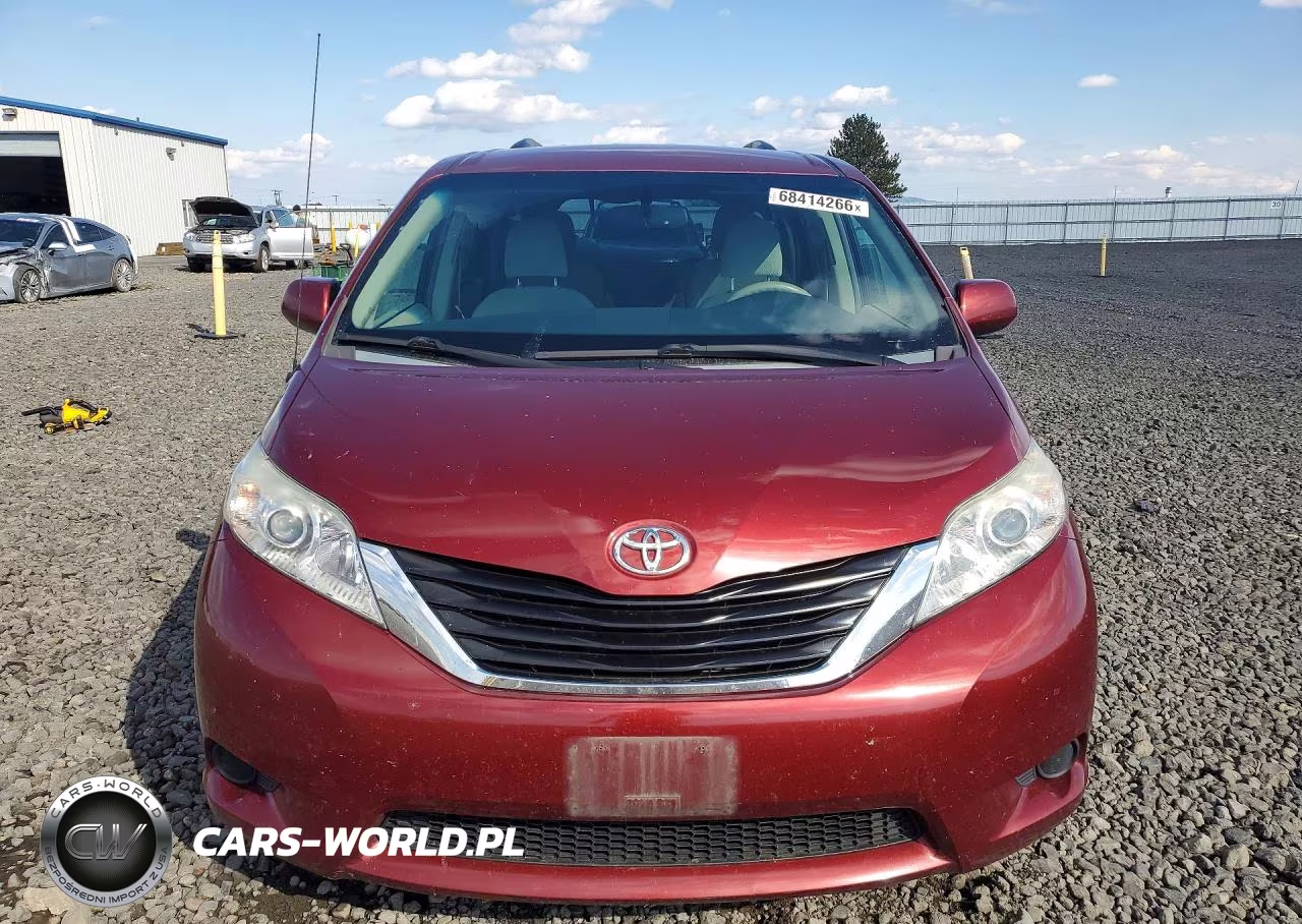 2013 Toyota Sienna Le VIN:5TDKK3DC5DS312598 - 5