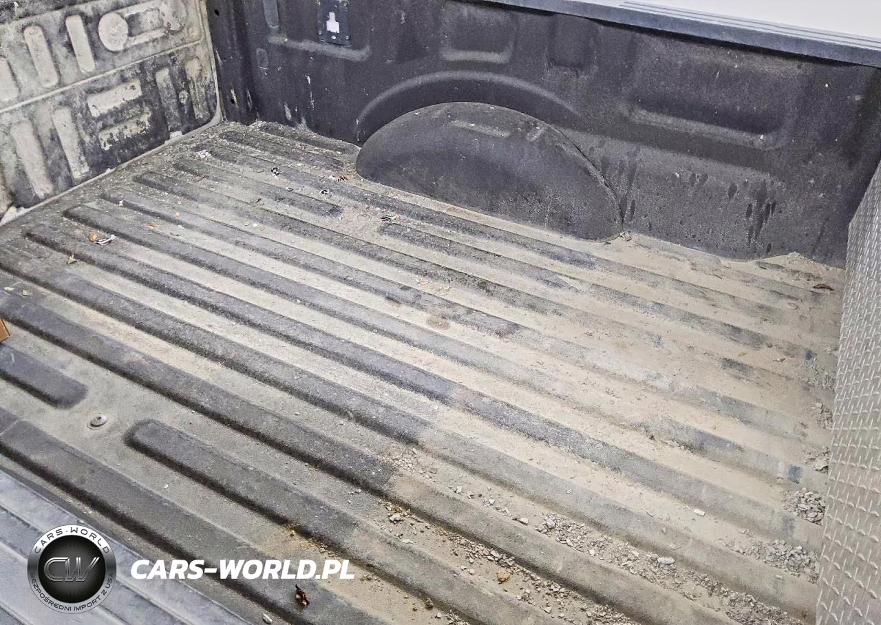 2017 Ford F150 VIN:1FTMF1C86HKD90447 - 10