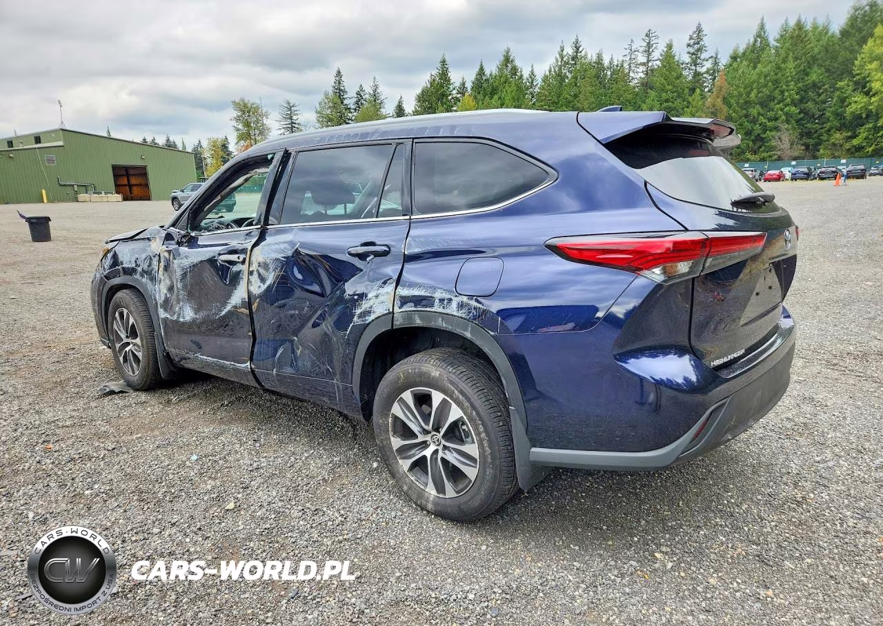 2022 Toyota Highlander Xle VIN:5TDHZRBH7NS230008 - 2