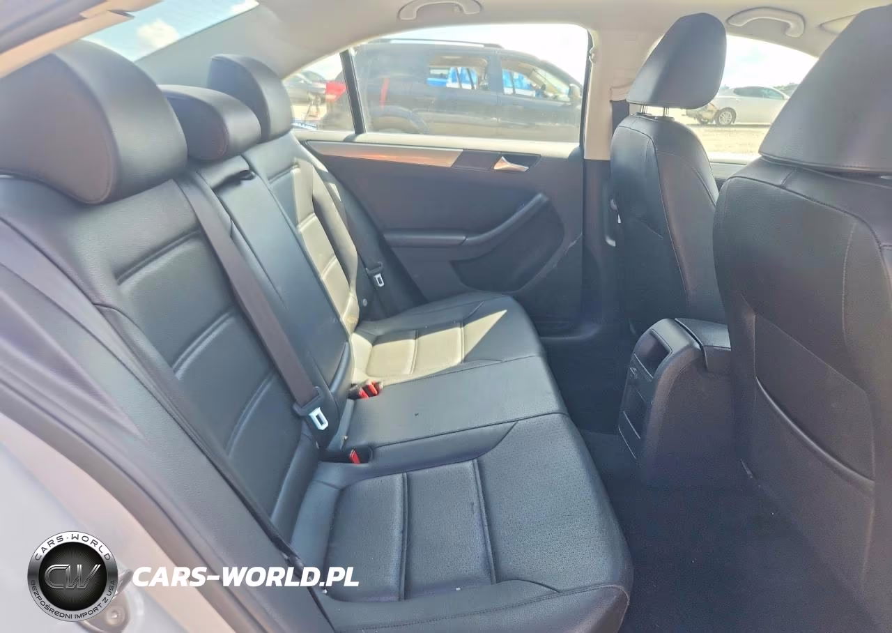 2017 Volkswagen Jetta Se VIN:3VWDB7AJ7HM373988 - 10