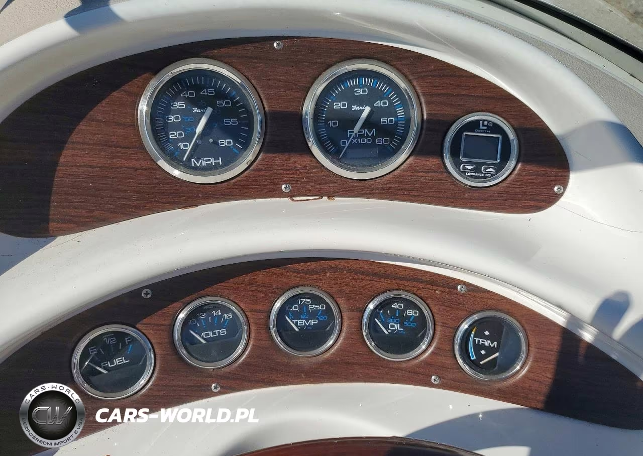 1998 Chris Craft Boat VIN:1TPCGEX29W1082085 - 8