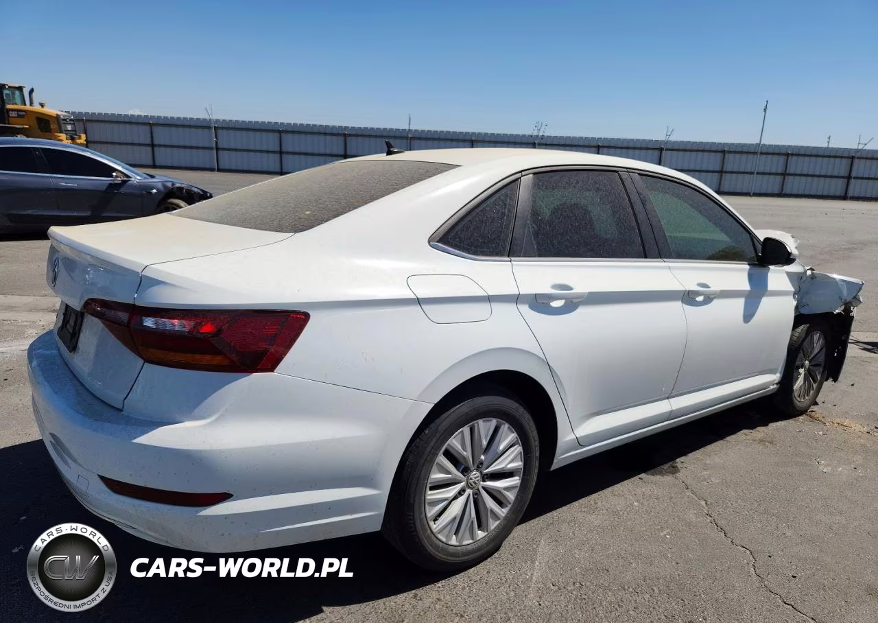 2019 Volkswagen Jetta S VIN:3VWC57BU4KM266772 - 3