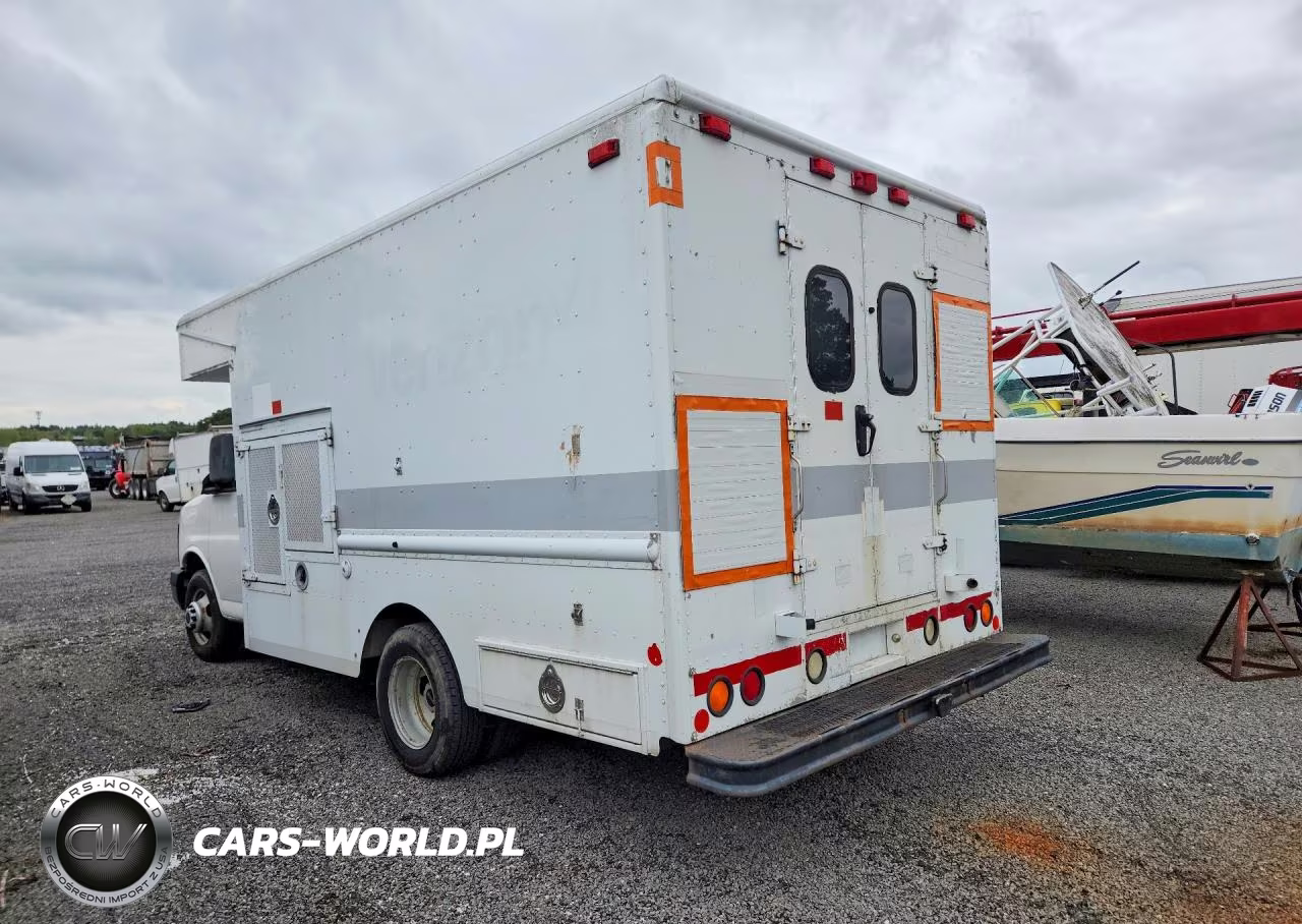 2007 GMC Savana Cutaway G3500 VIN:1GDJG31U171241424 - 2