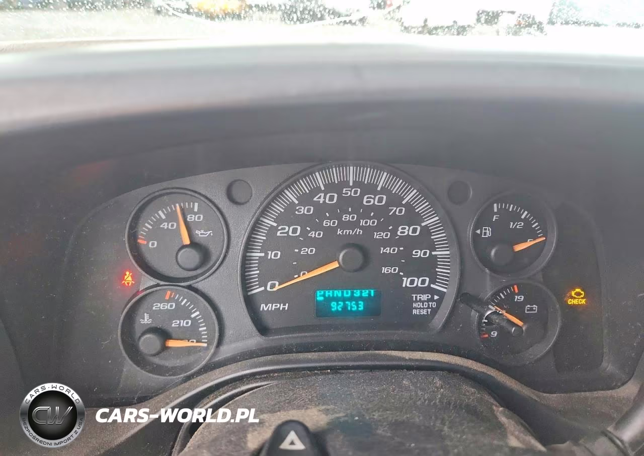 2007 GMC Savana Cutaway G3500 VIN:1GDJG31U171241424 - 9