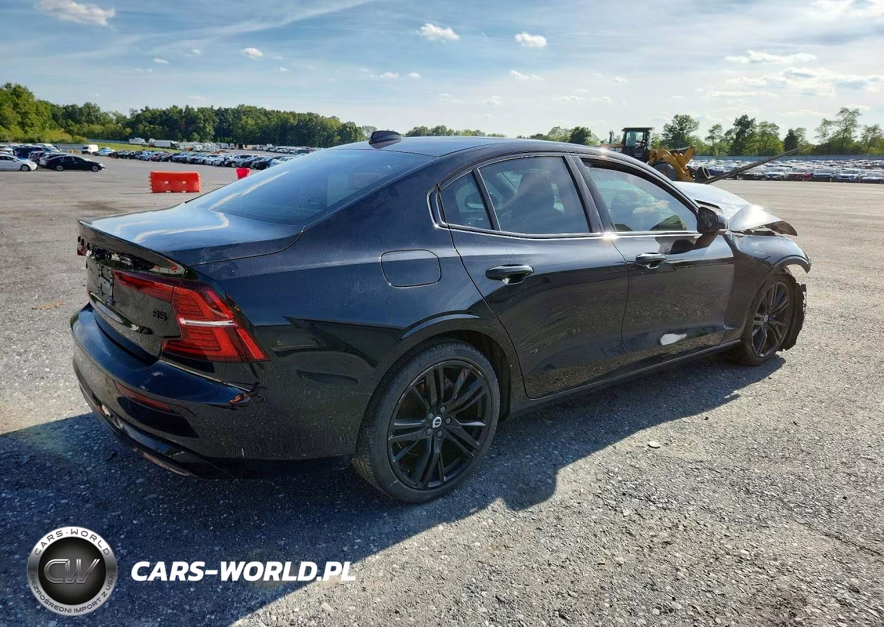2023 Volvo S60 Plus VIN:7JRL12FT0PG252194 - 3