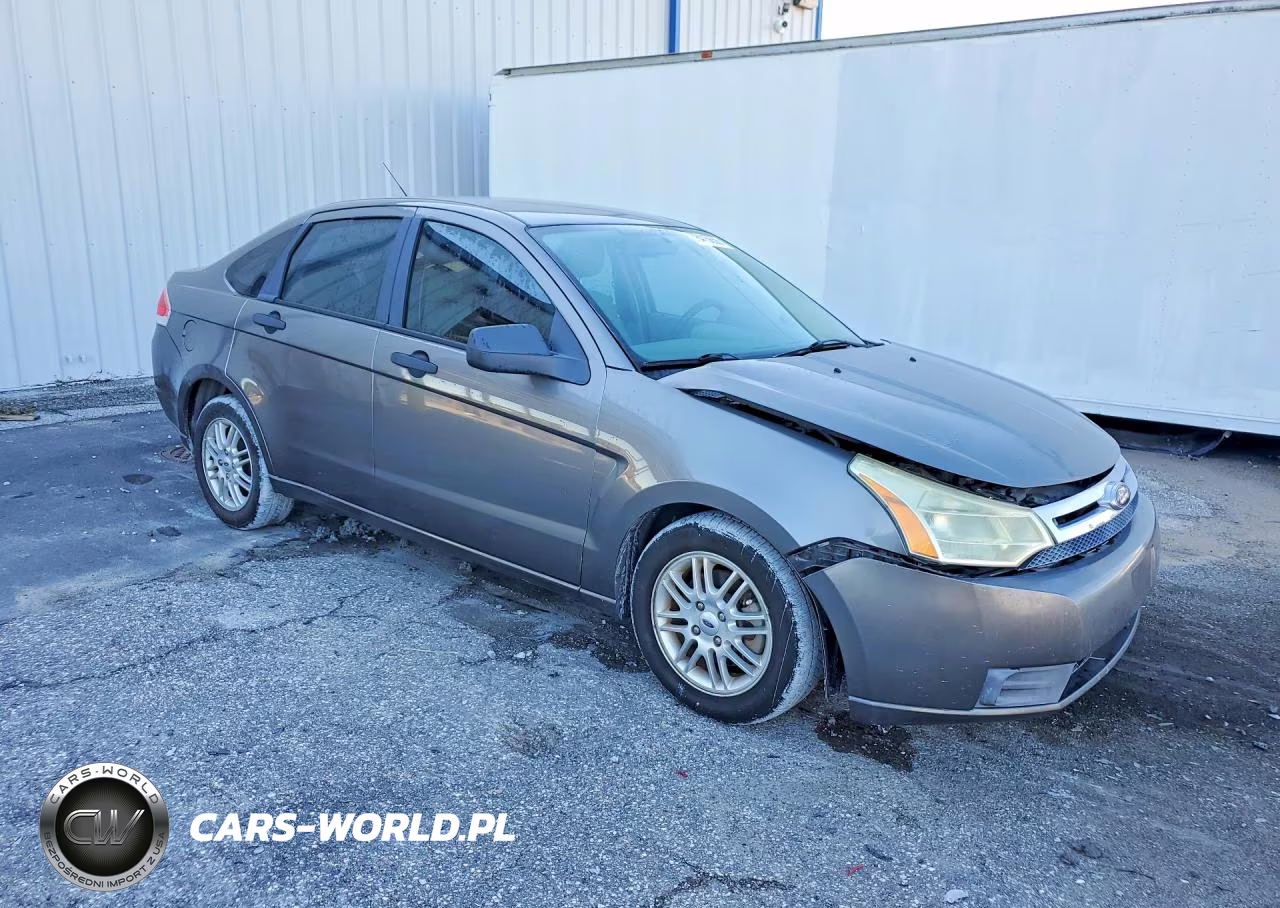 2009 Ford Focus Se VIN:1FAHP35N29W153340 - 4