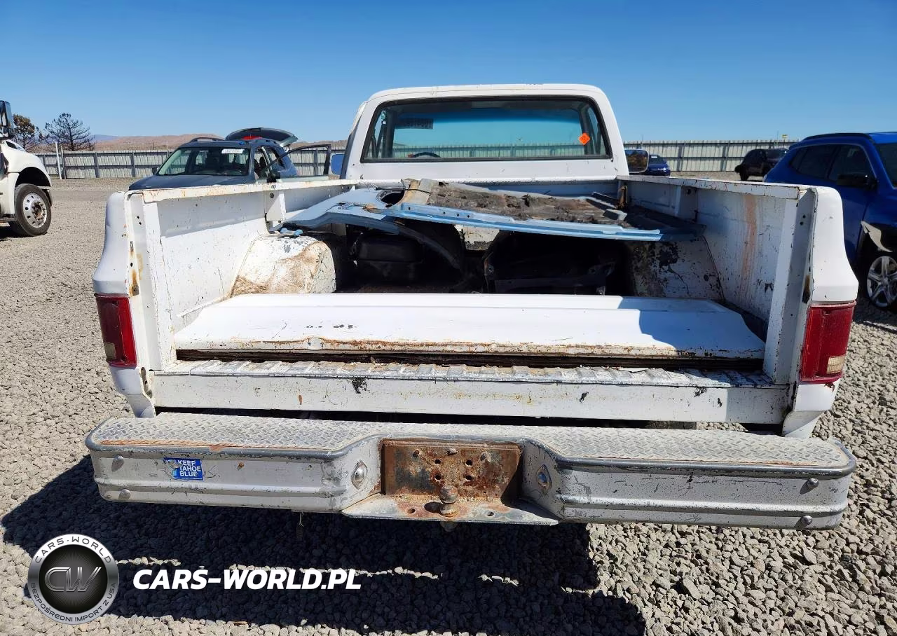 1986 Chevrolet K10 VIN:1GCEK14H9GJ174384 - 6