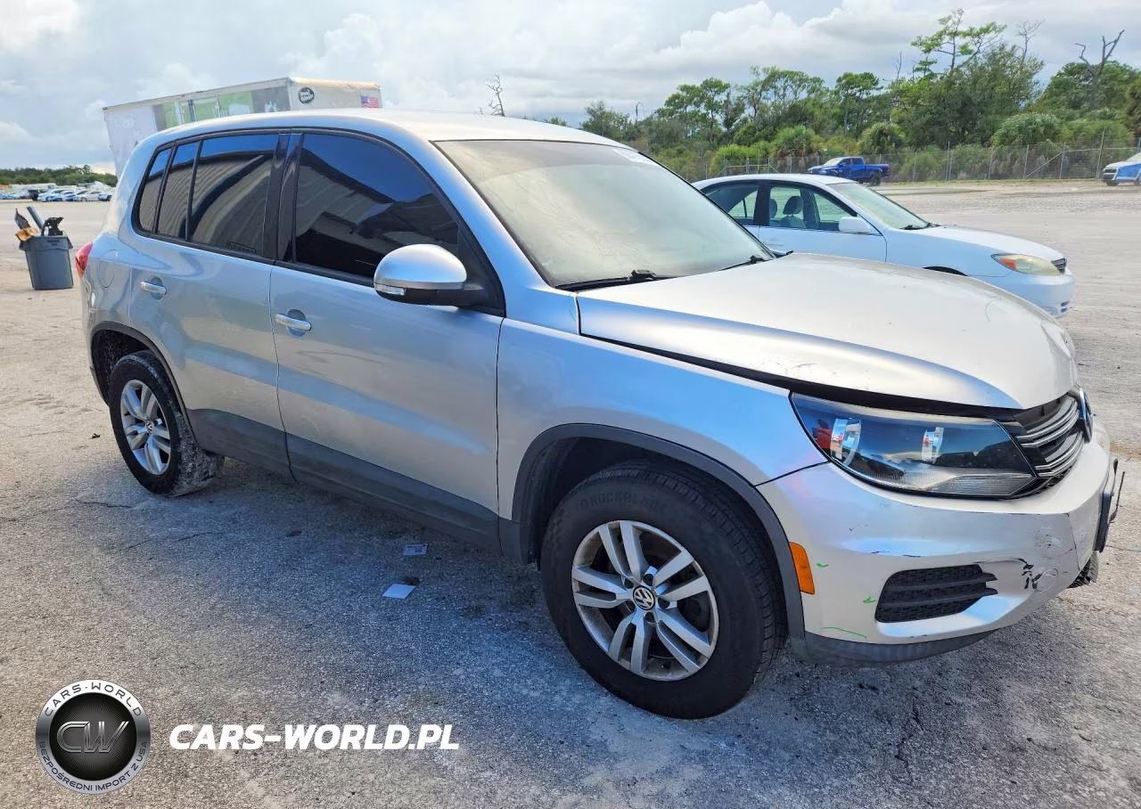 2013 Volkswagen Tiguan S VIN:WVGAV7AX5DW540209 - 4
